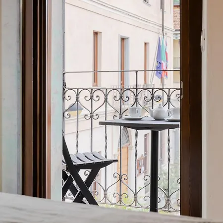 Casa Tabarini Konukevi Pettenasco