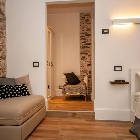 Konukevi Casa Tabarini 4*