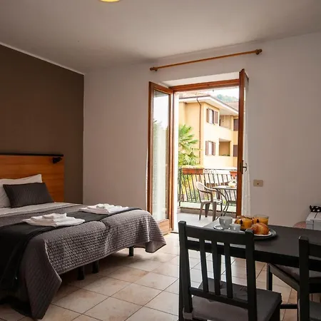 Casa Tabarini 4* Pettenasco