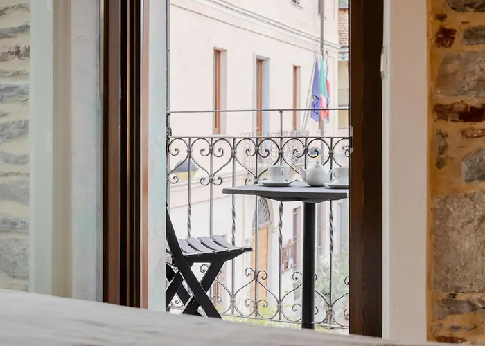 Casa Tabarini Pensjonat Pettenasco